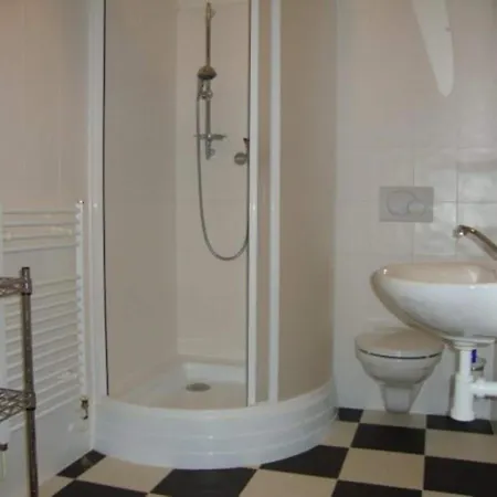 Farmhouse In Czechia With Private Pool, Cleaning Included Apartmán *